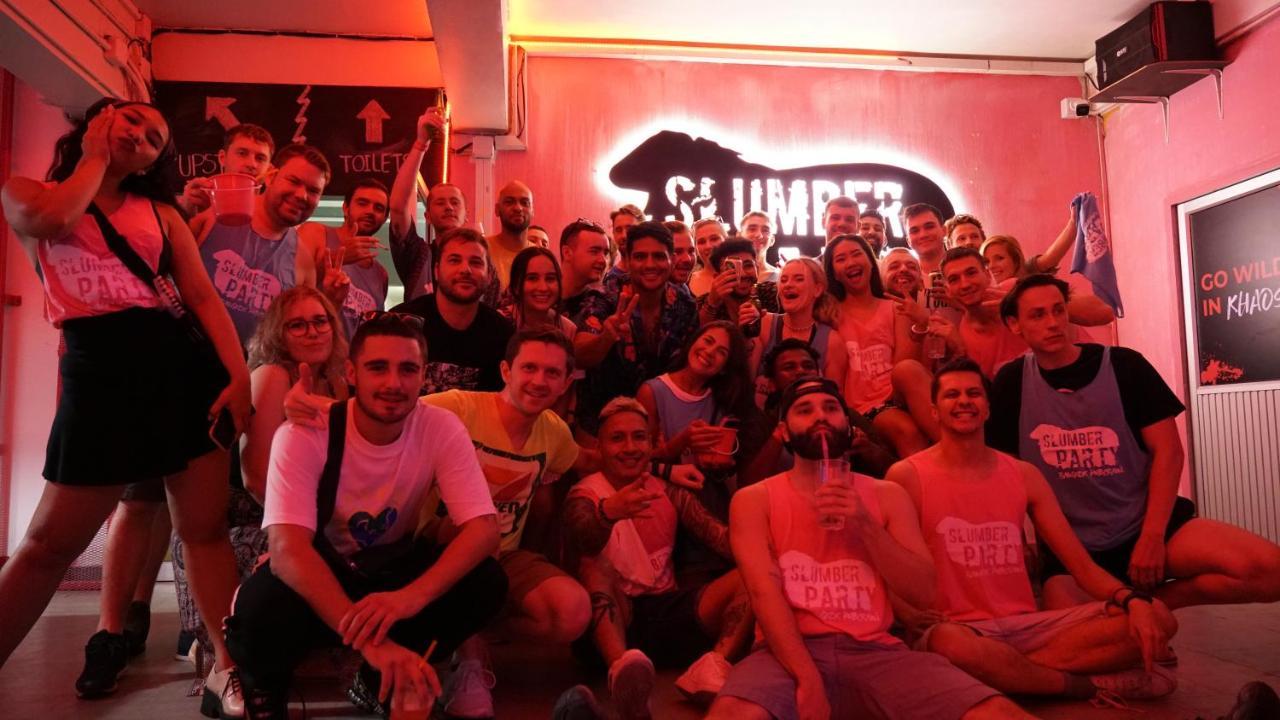 Slumber Party Bangkok Khaosan Ostello Esterno foto